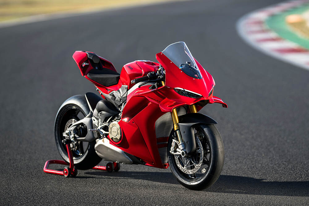 ducati-panigale-on-track.jpg